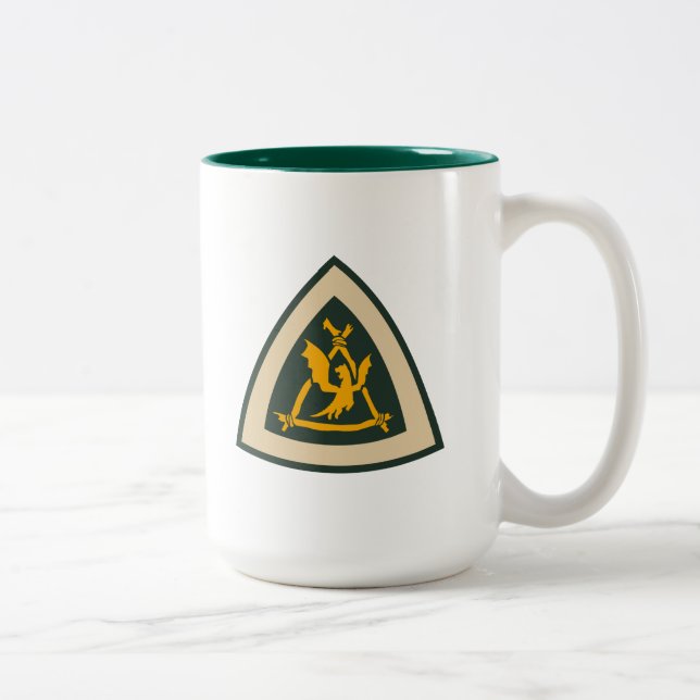 Tasse 2 Couleurs Le dragon de Pete | Badge Dragon (Droit)