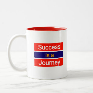 Tasse 2 Couleurs Le succès est un voyage - Motivation