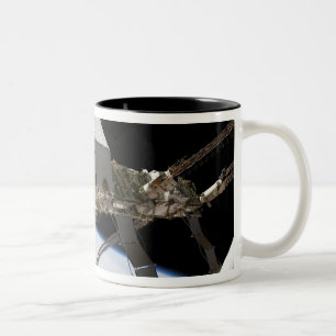 Tasse 2 Couleurs Le système robotique Canadien-construit de Dextre