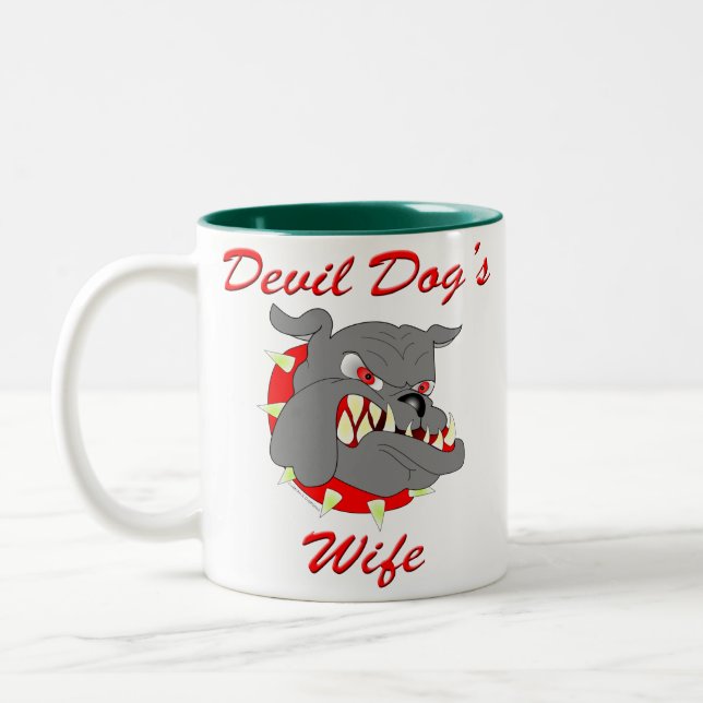 Tasse 2 Couleurs L'épouse de chien de diable d'usmc (Gauche)
