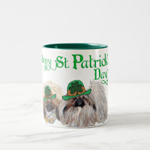 Tasse 2 Couleurs Les chiens pékinois célèbrent la Saint-Patrick