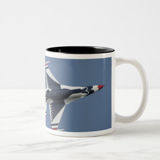 Tasse 2 Couleurs Les Thunderbirds de l'armée de l'air américaine (Droit)