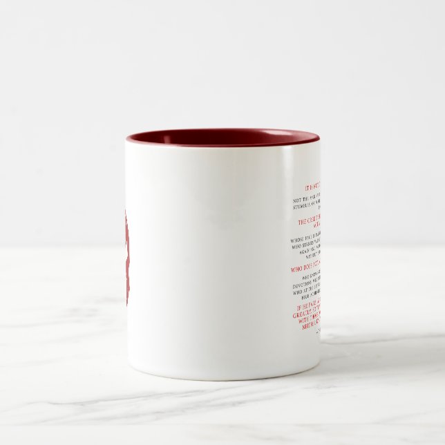 Tasse 2 Couleurs L'homme Roosevelt dans l'arène graphique guerrier  (Centre)