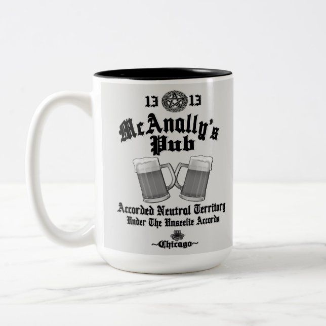 Tasse 2 Couleurs Logo noir du pub McAnally (Gauche)