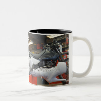 Tasse 2 Couleurs L'Outil Officiel Girl Holley - Andy Mechanic mug!