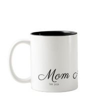 Maman a établi un nouveau cadeau pour maman