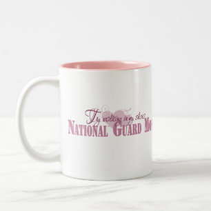 Tasse 2 Couleurs Maman de garde nationale, essai marchant dans des