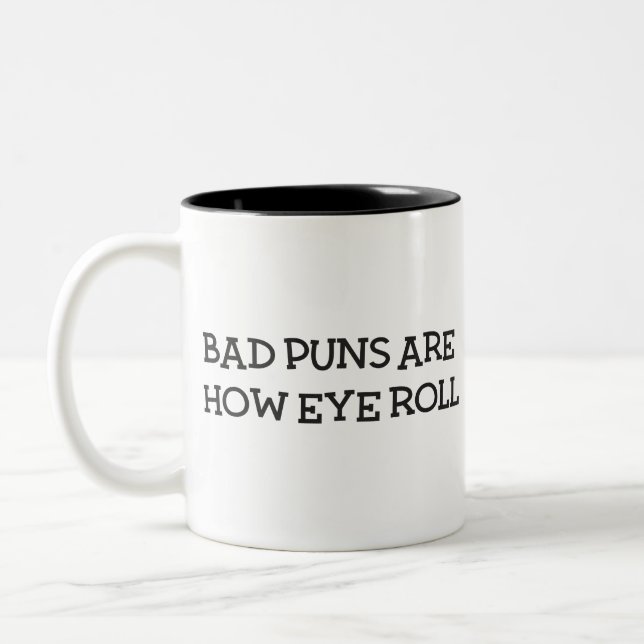 Tasse 2 Couleurs Mauvais puns noir (Gauche)