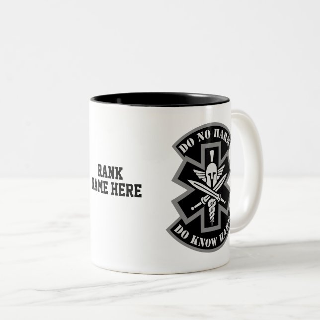 Tasse 2 Couleurs Médecine de combat - Patch spartiate personnalisab (Devant droit)