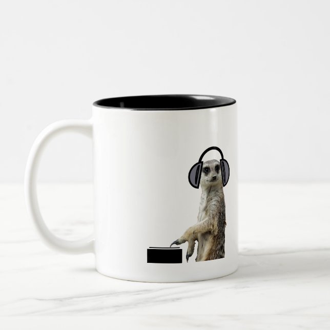 Tasse 2 Couleurs Meerkat frais génial DJ (Gauche)