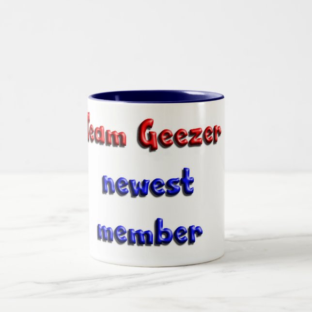 Tasse 2 Couleurs Membre de bonhomme d'équipe le plus nouveau (Centre)