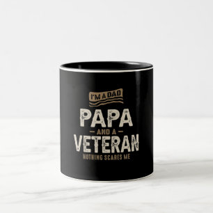 Tasse 2 Couleurs Mens Je suis papa papa papa papa papa et vétéran d