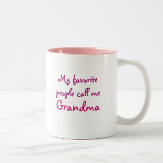 Tasse 2 Couleurs Mes personnes préférées m'appellent grand-maman