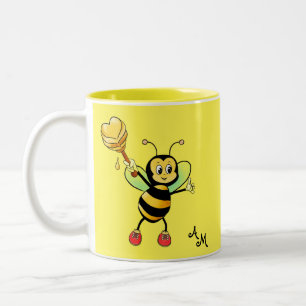 Tasse 2 Couleurs Mignonne abeille avec cœur et monogramme sur fond 