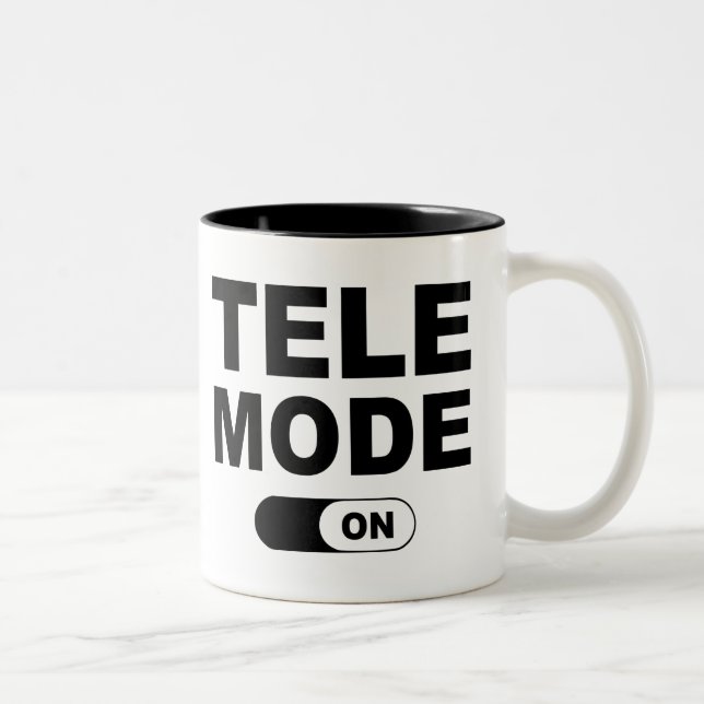 Tasse 2 Couleurs Mode Télé activé (Droit)