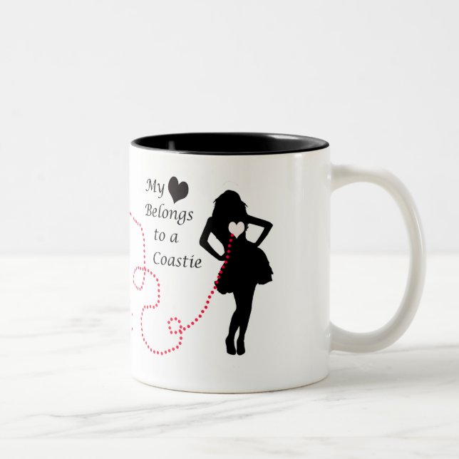 Tasse 2 Couleurs Mon coeur appartient à un Coastie (Droit)