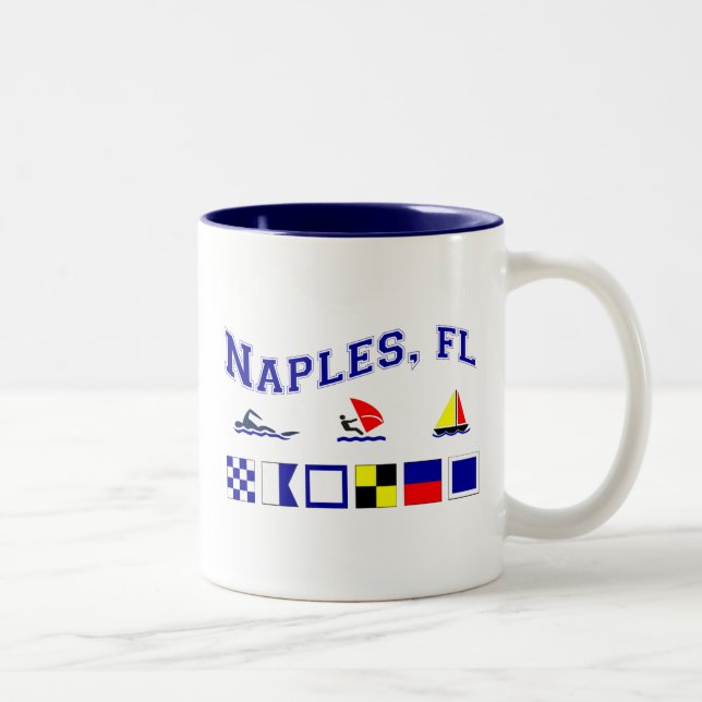 Tasse 2 Couleurs Naples, FL avec les drapeaux maritimes (Droit)