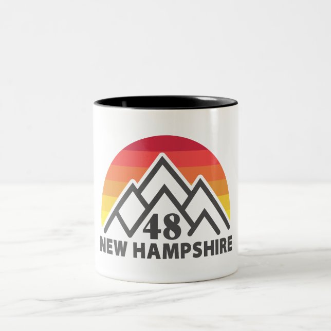 Tasse 2 Couleurs New Hampshire 48 Retro Mountain (Centre)