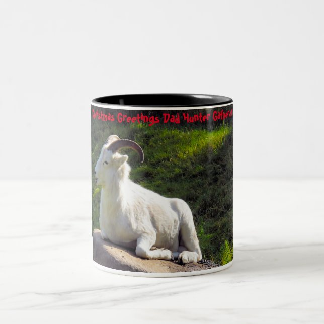 Tasse 2 Couleurs Noël salutations Papa Hunter Gatherer (Centre)