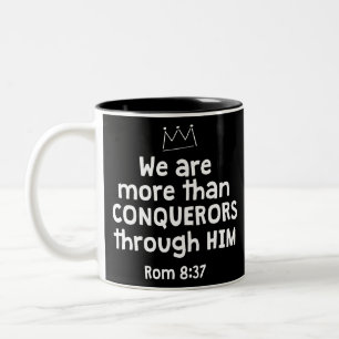 TASSE 2 COULEURS NOUS SOMMES PLUS QUE DES CONQUÉRANTS À TRAVERS LUI
