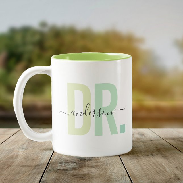 Tasse 2 Couleurs Nouveau Docteur PhD Nom personnalisé Appréciation (Créateur téléchargé)