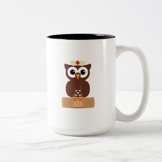 Tasse 2 Couleurs Nurse Owl (avec bandaid) (Droit)