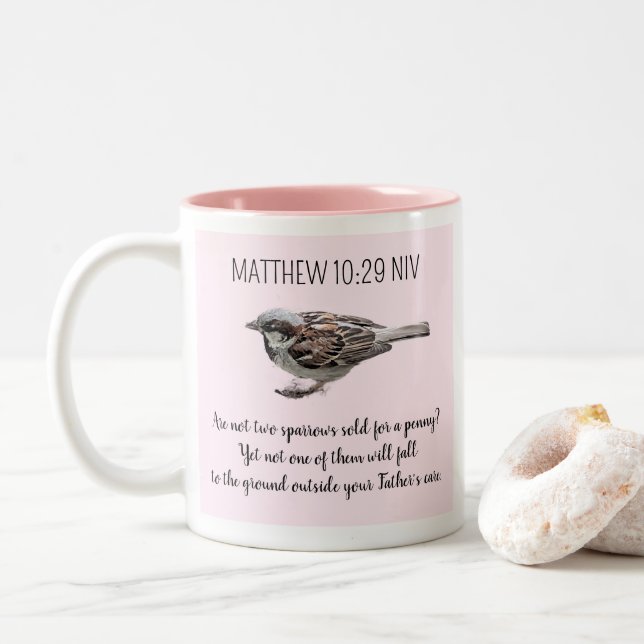 Tasse 2 Couleurs Oiseau Épervier Vos Cares Bible Verse Rose (Avec donut)
