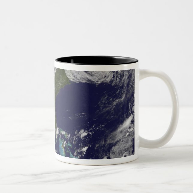 Tasse 2 Couleurs Ouragan Earl 3 (Droit)
