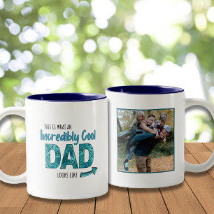 Tasse 2 Couleurs Papa incroyablement Cool - Bleu foncé Photo de la 