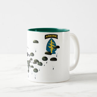 Tasse 2 Couleurs Parachutistes de saut aéroportés des forces spécia