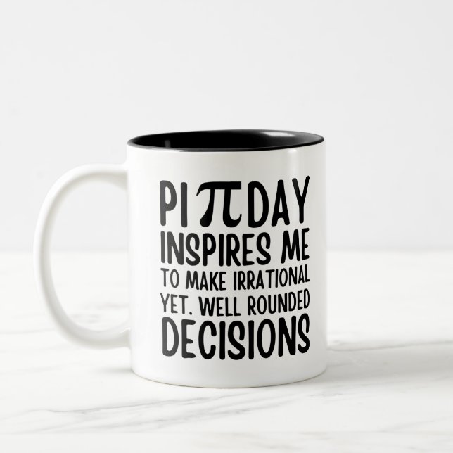 Tasse 2 Couleurs Pi Day Funny (Gauche)