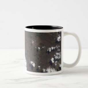 Tasse 2 Couleurs Plume monte du volcan Nyiragongo en RDC