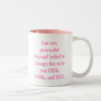 Tasse 2 Couleurs Puissant au delà de la croyance