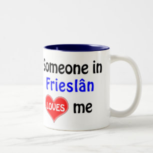 Tasse 2 Couleurs Quelqu'un à Frieslân m'aime