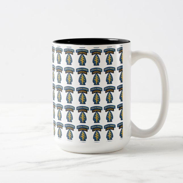 Tasse 2 Couleurs réserve pour anciens combattants des bérets verts (Droit)