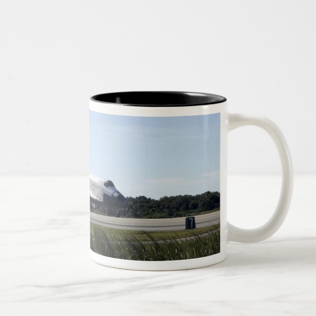 Tasse 2 Couleurs Space shuttle Atlantis dévoile son traîneau (Droit)