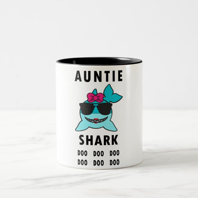 TASSE 2 COULEURS TANTE SHARK DOO DOO DOO (Centre)