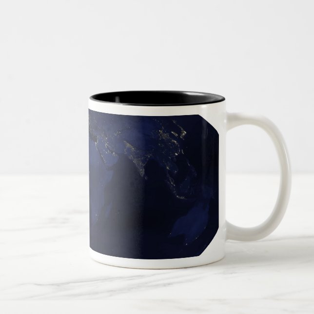 Tasse 2 Couleurs TerreàĂÂââÂs lumières nocturnes générées par l'hom (Droit)