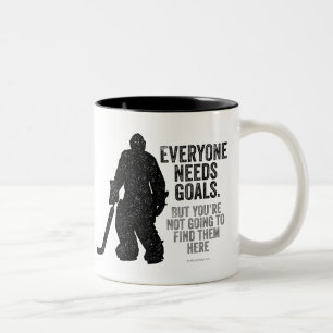Tasse 2 Couleurs Tous ont besoin de buts (Hockey)