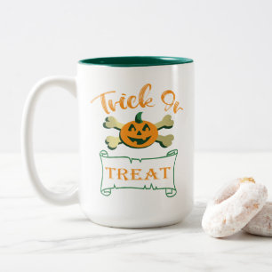 Tasse 2 Couleurs Tracer ou traiter les os croisés citrouille Hallow