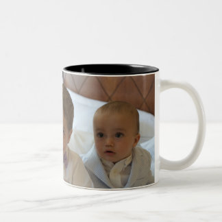 Tasse 2 Couleurs Trois costumes