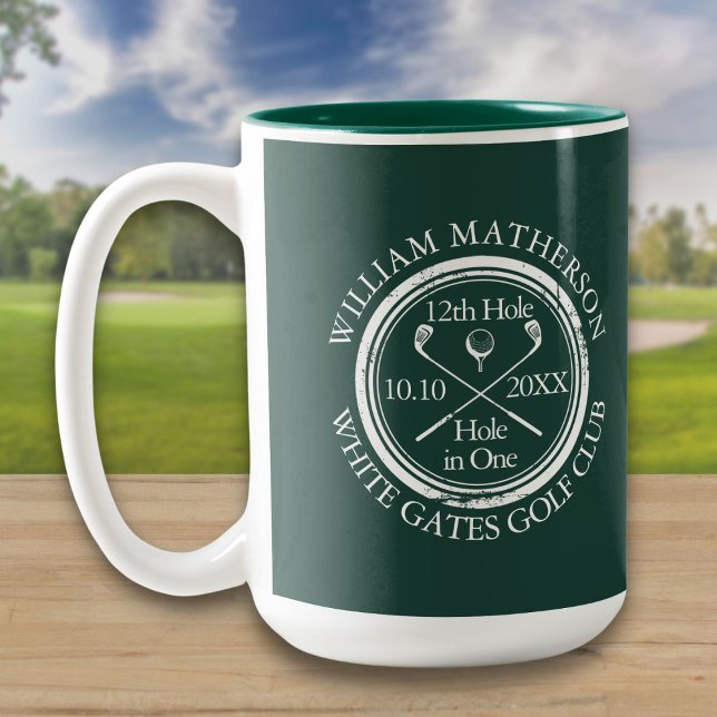 Tasse 2 Couleurs Trou en un de golf Émeraude vert personnalisé (Golf Hole in One Emerald Green Custom Two-Tone Coffee Mug)