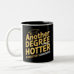 Tasse 2 Couleurs Une autre licence plus chaude de diplômé de master