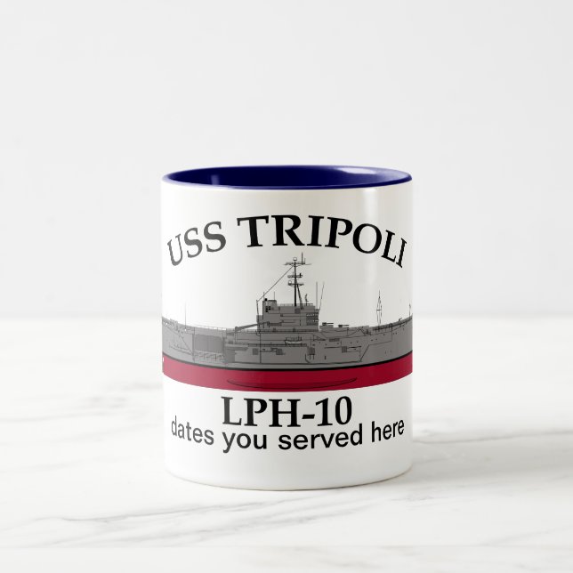 Tasse 2 Couleurs USS Tripoli, LPH-10, dates personnalisables servie (Centre)
