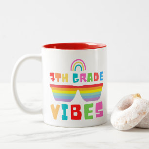 Tasse 2 Couleurs Vibes de 7e année Retour à l'école Enseignant et é
