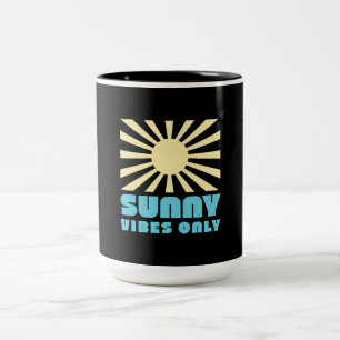 Tasse 2 Couleurs Vibes ensoleillées uniquement - Gras Retro Sunshin