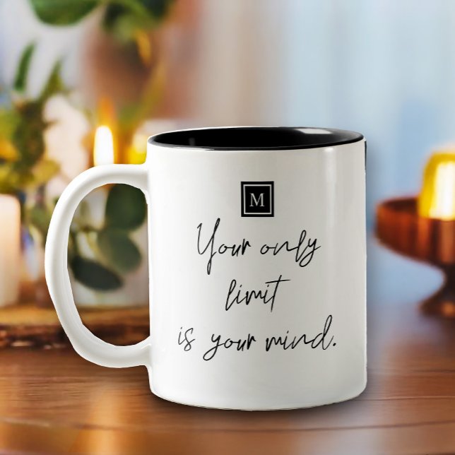 Tasse 2 Couleurs Votre Seule Limite Votre Citation Mind Monogramme (Inspire your day with this your only limit is your mind, typography-inspired design
)