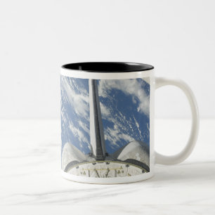 Tasse 2 Couleurs Vue partielle de Space Shuttle Endeavor