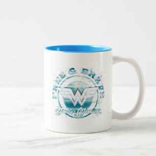Tasse 2 Couleurs Wonder Woman Free & Brave Grunge Graphic