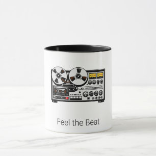 Tasse à café avec cassette audio rétro Feel the Be